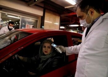 Iran says 92 dead amid 2,922 cases of the new coronavirus