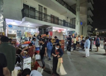 Nationwide lockdown triggers panic-buying among people