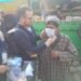 Aab e Rawan(NGO) Along with social worker Syed Aijaz kashani distributes free masks to Street vendors amid COVID-19 pandemic