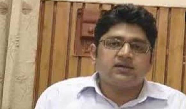 COVID-19: DC Pulwama pledges to donate one month salary