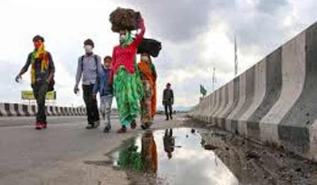 400 million workers in India may sink into poverty: UN report