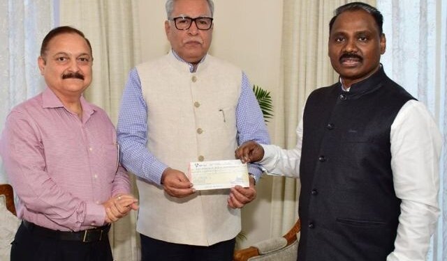 Advisor Khan presents cheque of Rs 5 cr towards J&K Relief Fund on behalf of Haj & Auqaf Department