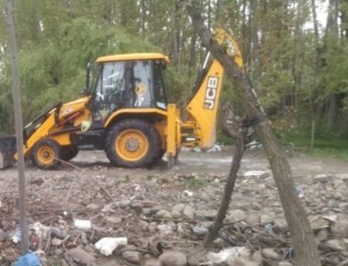 Admin Goes Tough Against ‘Illegal Excavation’ In Shopian