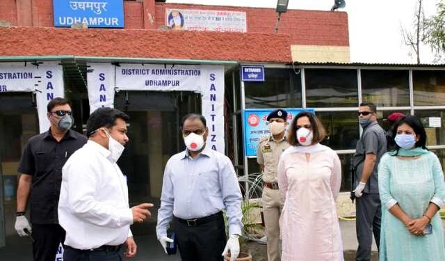 COVID-19: Lt Governor visits Udhampur Railway station Takes stock of facilities being provided to returnees