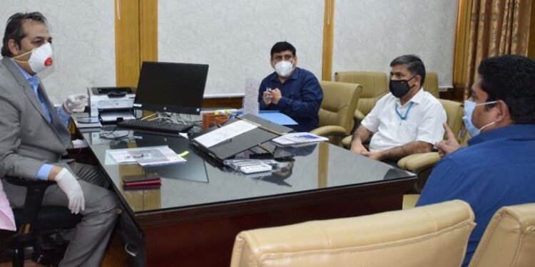 Advisor Baseer Khan convenes meeting to resolve issues regarding 400 KV Baghlihar-Kishanpur line