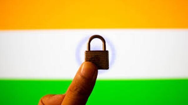 Centre lists red, orange, green zone districts