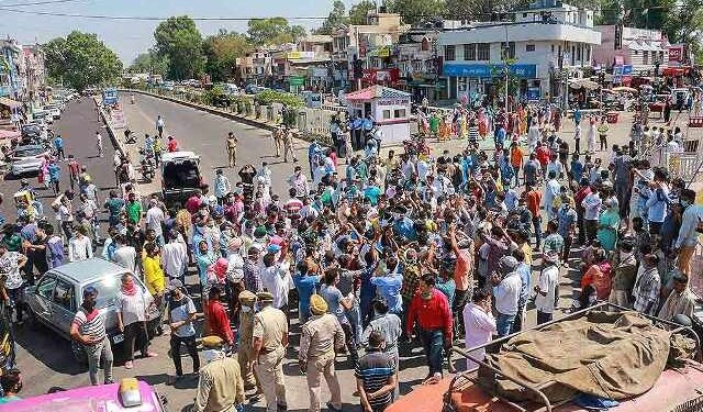 Family members stage protest in Jammu, block highway after two persons died during cremation