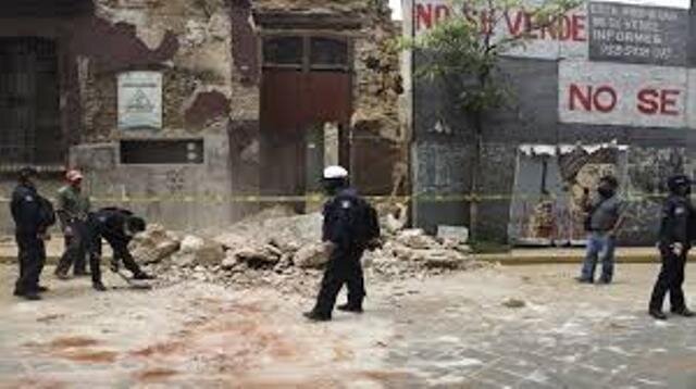Powerful earthquake shakes southern Mexico, at least 5 dead