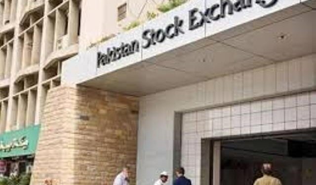 Grenade attack on Pakistan Stock Exchange, 2 killed