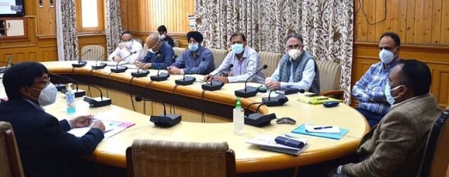 Div Com reviews functioning of Geology & Mining deptt