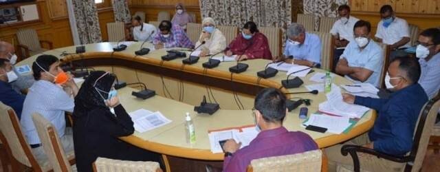 Div Com chairs weekly Covid-19 meeting Directs for archiving sample targets, imposition of fine on Covid-19 SOP violators