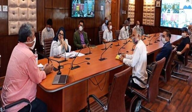 Samoon discusses implementation of Education Investment Policy-2020 with stakeholders