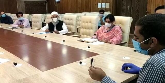 DC Srinagar commends NGOs for outstanding contribution in public outreach efforts 45 NGOs associated with district administration to provide assistance to residents in need