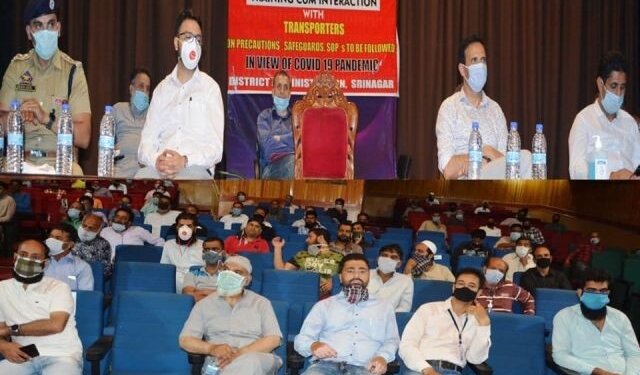 COVID-19: Dist. Adm. Srinagar organizes SOP workshop for transporters