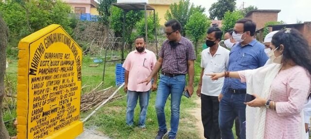 Director RDD Jammu conducts extensive tour of Udhampur