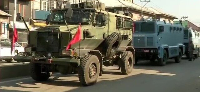 CRPF man, militant killed in Srinagar gunfight: IGP Kashmir
