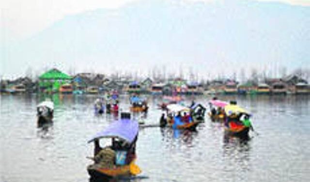 Situation not conducive for resumption of tourism in JK, say stakeholders