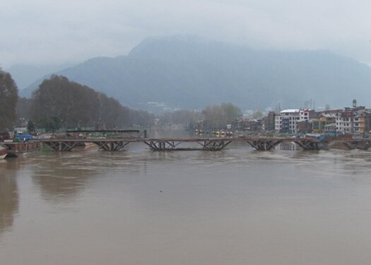 No Threat of Floods Water level at Sangam is far below danger mark