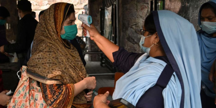 Pak reports 264 new COVID-19 cases; national tally reaches 295,636