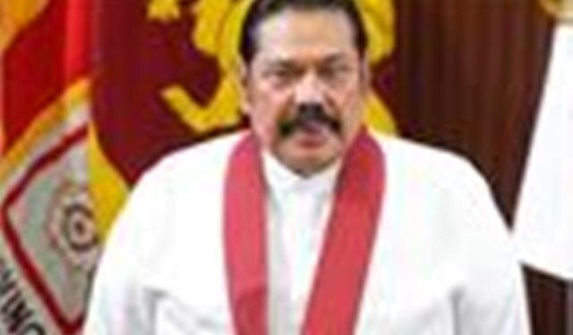Mahinda Rajapaksa takes oath as Sri Lankan Prime Minister