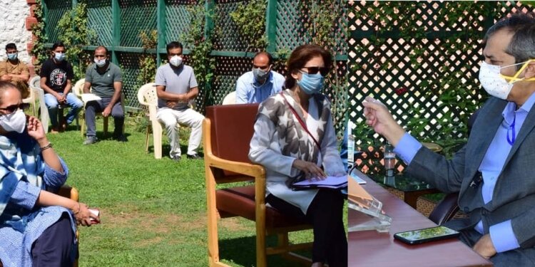 Advisor Baseer Khan holds public hearing in Srinagar Meets 84 delegations, individuals