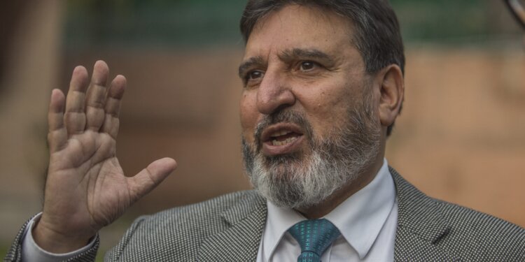 Economic package for J-K is a ‘drop in the ocean’: JKAP Chief Altaf Bukhari