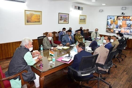 Lt Governor reviews winter preparedness & logistic arrangements of various departments
