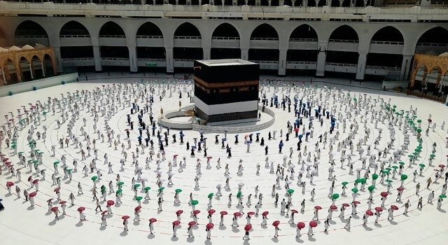 Saudi Government To Re-Open Holy Sites For Umrah After 7 Months