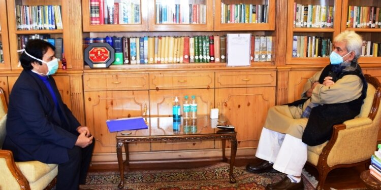 Director SKIMS calls on Lt Governor
