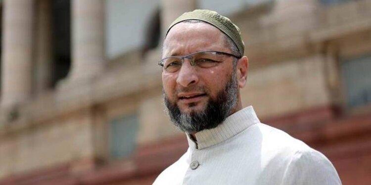 AIMIM sets eyes on Bengal, BJP sniffs advantage