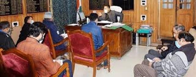 Udhampur admin formulates action plan for winters; Sets up 24×7 control room