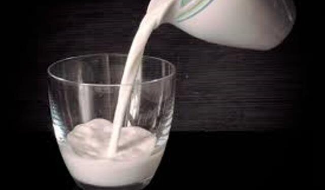 Amul to help develop dairy sector in J&K, launch milk products in Srinagar