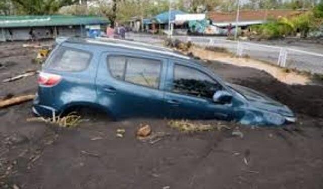 10 dead, over 390k displaced as typhoon Goni slams Philippines