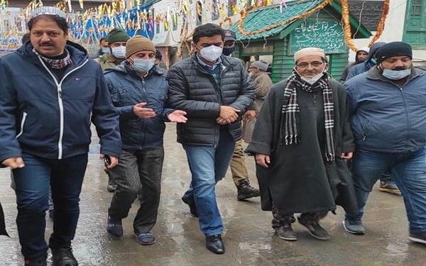 Urs of Dastgeer Sahib (RA): DC Srinagar visits Khanyar shrine to inspect arrangements