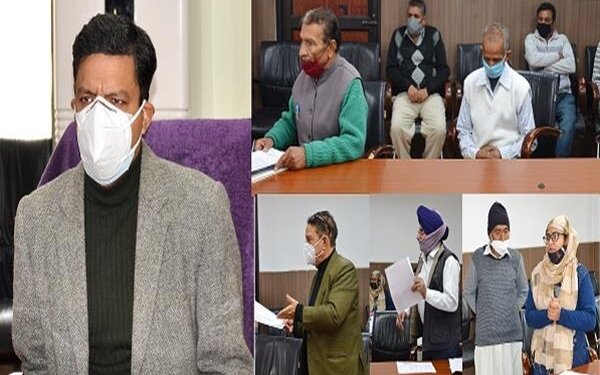 Div Com Jammu listens to people’s issues at public grievances redress camp