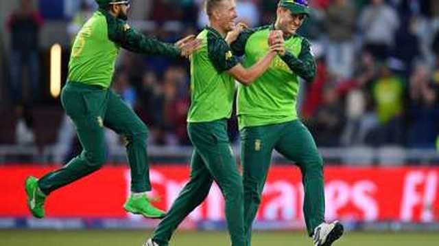 South Africa vs England: Tour still on, but dark clouds gather