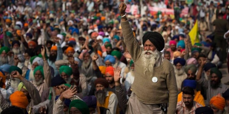 Haryana : With influence of farm outfits limited, common man pushes farmers’ protest forward