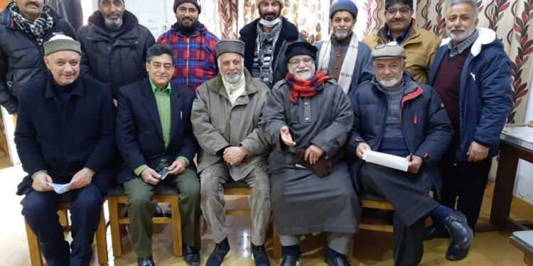 An extraordinary meeting  of J&K Doordarshan & Radio Drama Artists, Writers & Freelance Producers & Directors Association held in Kashmir, Jammu & Delhi presided over by the president Tariq Javaid,Bihari Kak and Opinder Khushoo respectively to discuss prevailing situation of artists fraternity