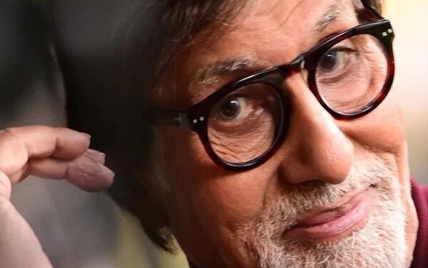 Amitabh Bachchan’s ROFL Response To Friend Who Complained The Actor Was “Ignoring” Him