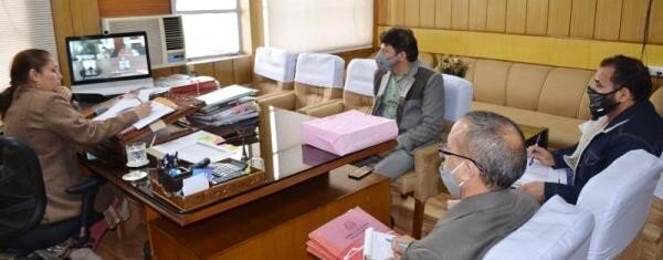 Secretary RDD Directs Officers To Serve Explanation Notice For Poor Performing Officers