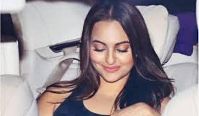 Sonakshi Sinha Resumes Shoot for Amazon Series : First Day on Set After Lockdown
