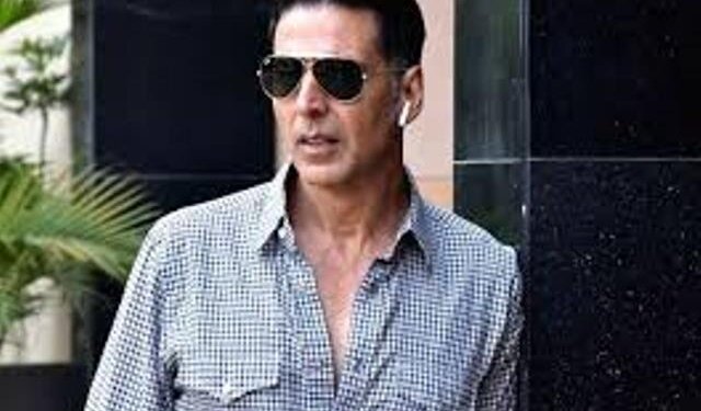 SCOOP : Akshay Kumar INCREASES his acting fees from Rs. 117 to 135 crores for films slated to release in 2022