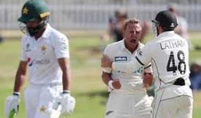 Fawad-Rizwan’s gritty stand in vain as New Zealand go 1-up
