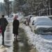 Beating covid gloom : Snowfall in Kashmir attracts tourists