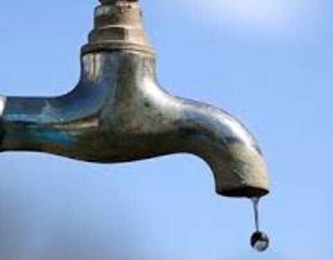 Pulwama village without drinking water facility, locals stage protest
