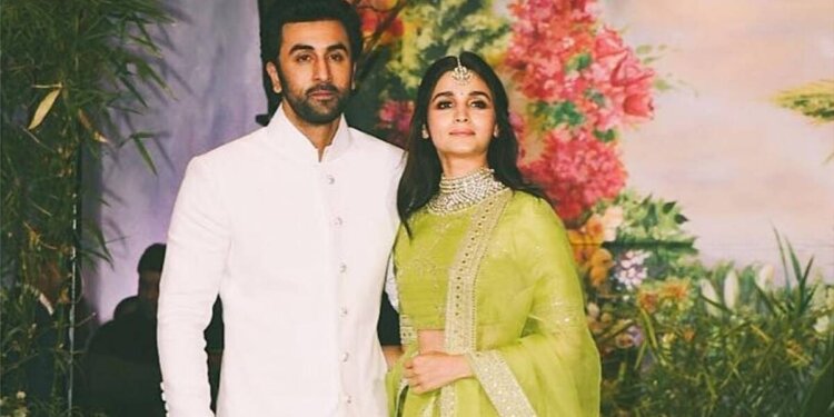 Alia and Ranbir are not getting engaged today : Randhir Kapoor