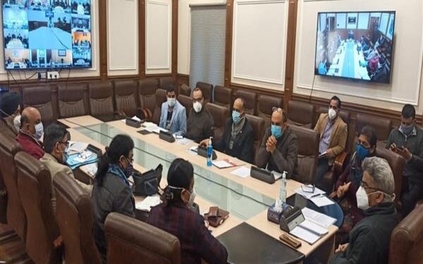 Atal Dulloo chairs preliminary meet for implementation of SEHAT scheme