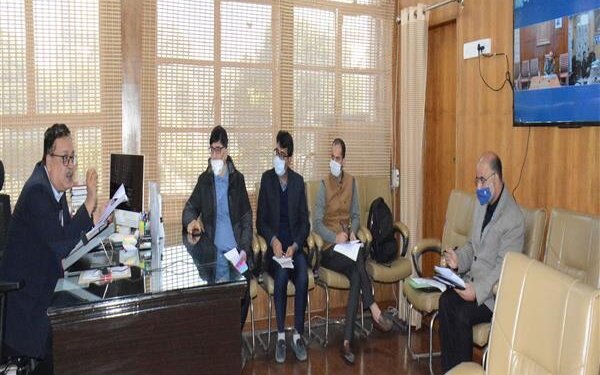 Navin chairs BoD meeting of Ang, Bla Central Co-op Banks