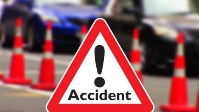 Truck driver dies after head-on collision in Qazigund