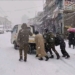 Police provides assistance amid snowfall & slippery road conditions in Anantnag